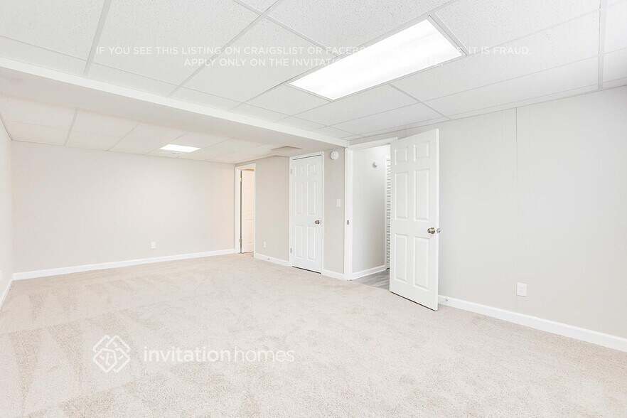 Building Photo - 394 Rays Rd