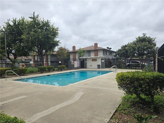 Building Photo - 16578 Montego Way