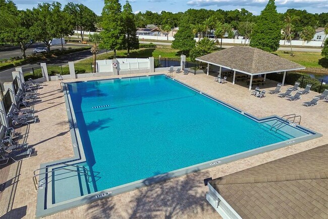 Building Photo - 12803 Longcrest Dr