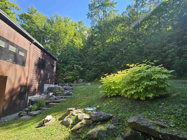 Building Photo - 1046 Goose Pond Rd