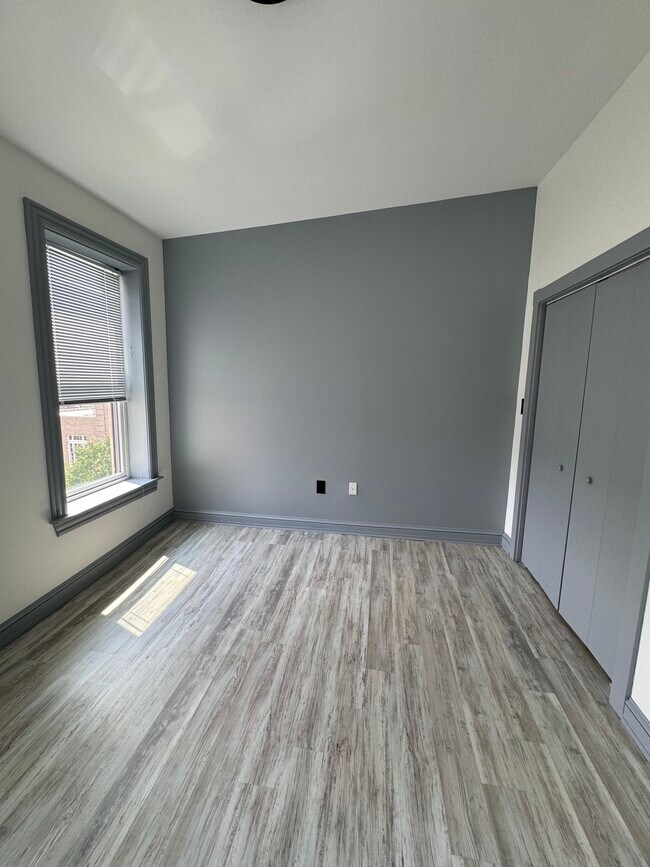 Building Photo - 118-120 Northampton St