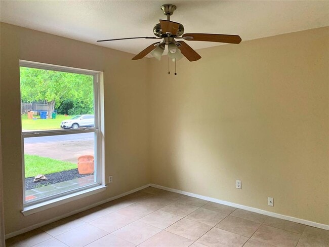 Building Photo - 4905 Richmond Ave