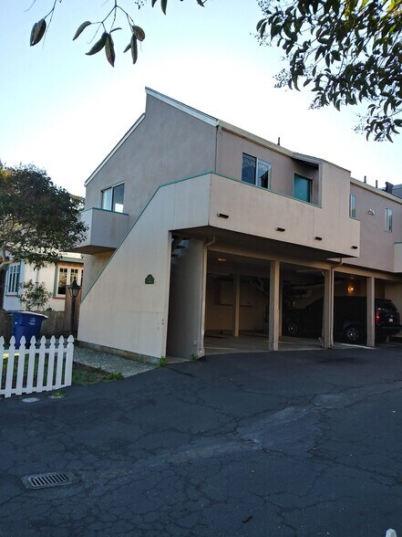 FRONT OF COMPLEX/CARPORTS - 1220 2nd St
