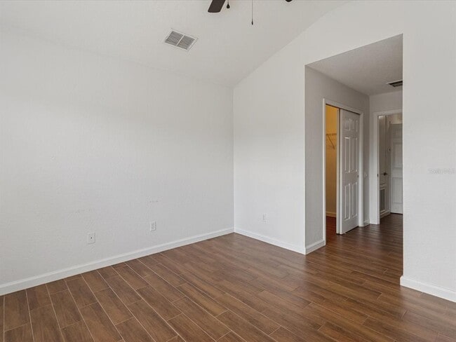 Building Photo - 1055 Rock Harbor Ave