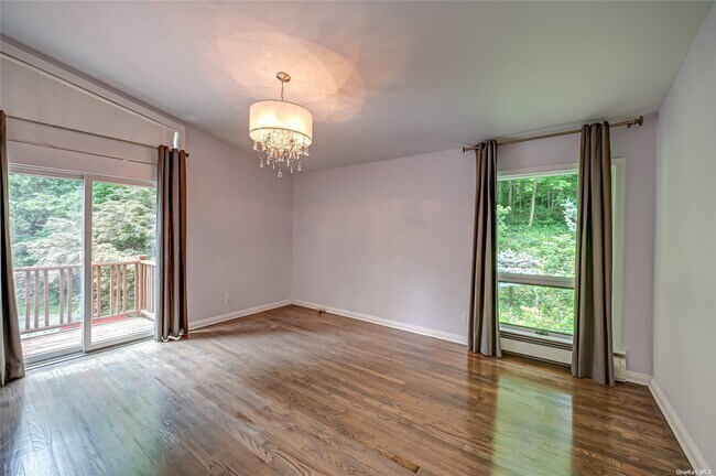 Building Photo - 15 Mariners Ct