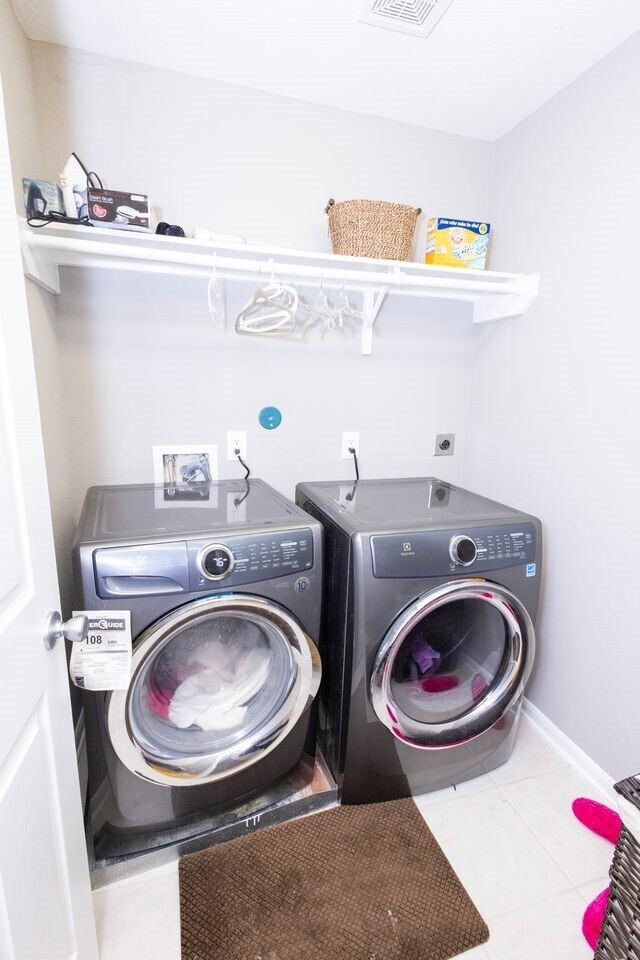 Building Photo - 8932 Hollister Commons Ln