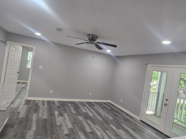 Building Photo - 205 Winter Park