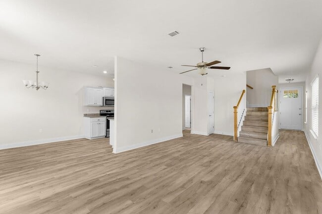 Building Photo - 120 Brandywine Rd