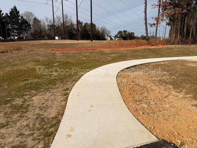 Building Photo - 10402 Laurel Ridge Way