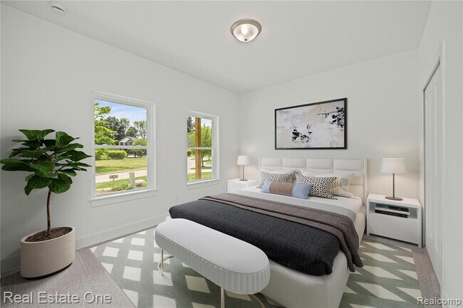 Building Photo - 7453 Village Ct