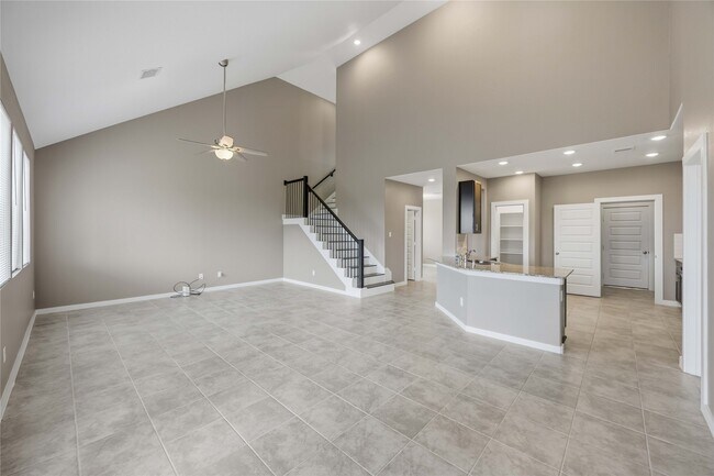 Building Photo - 1239 Cascade Hls Dr