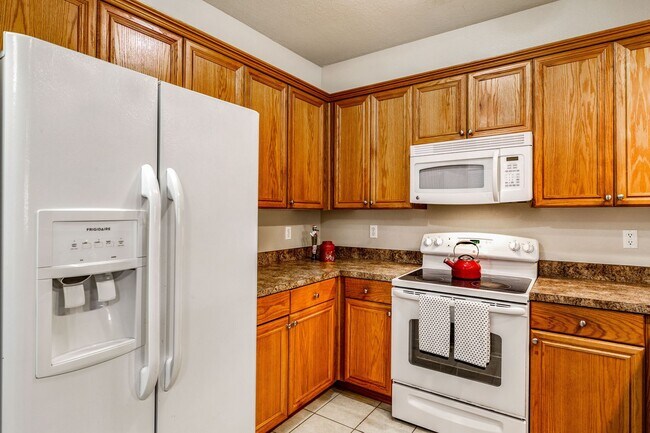 Interior Photo - A3443 Whispering Pines