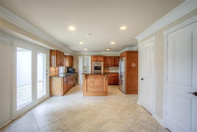 Building Photo - 3112 Kingston Dr