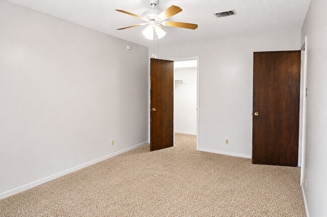 Building Photo - 3105 Whitis Ave