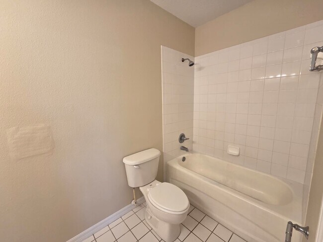 Building Photo - 489 Las Cortes Ln