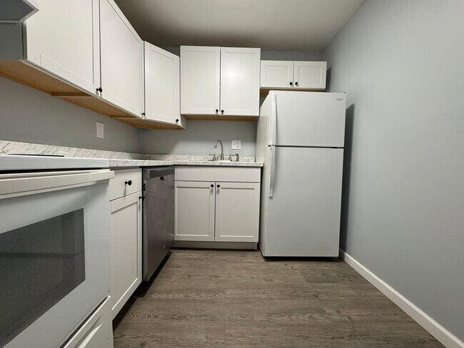 Building Photo - THE VILLAGES SOUTH 310