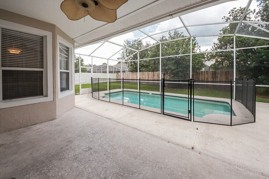 Building Photo - 14834 Oldham Dr