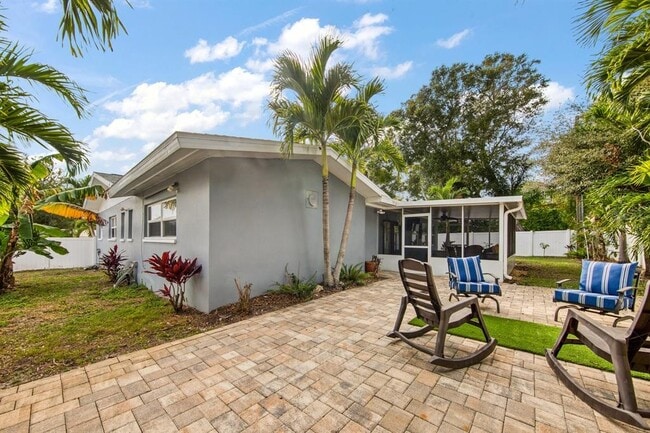 Building Photo - 3173 Fountainhead Dr