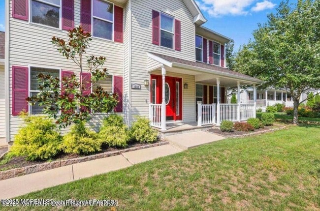 Building Photo - 1601 1st Ave