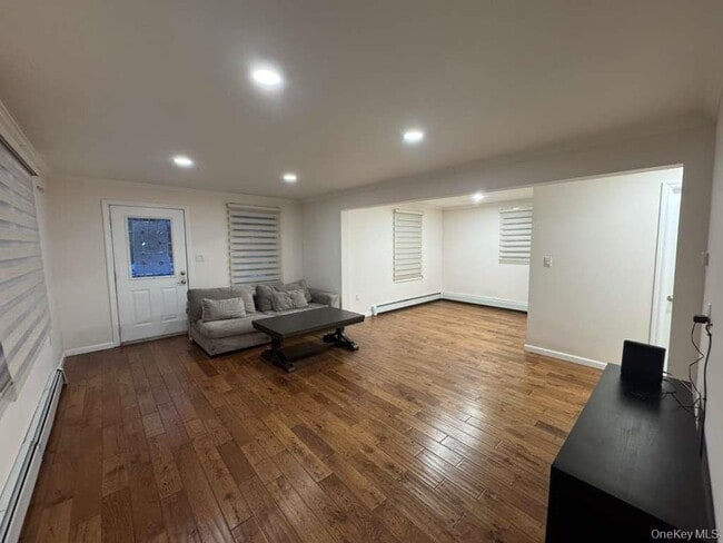 Building Photo - 223 Waverly Ave