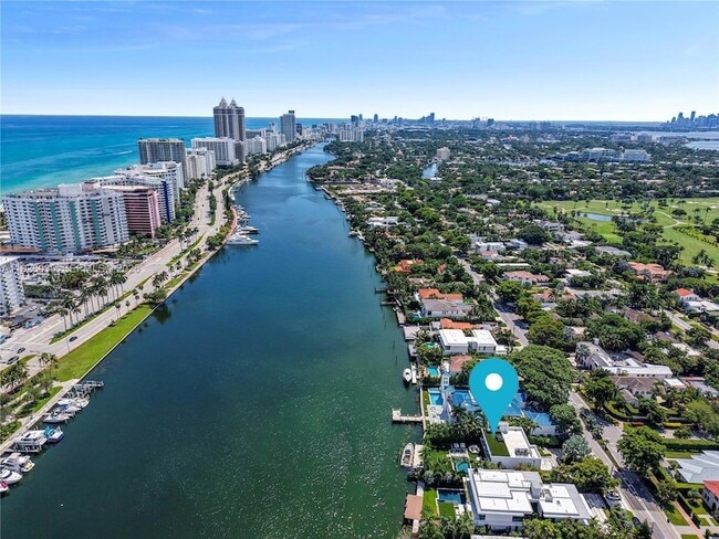 Building Photo - 5501 Pine Tree Dr