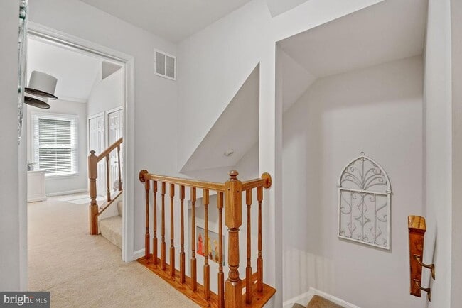 Building Photo - 7228 Lensfield Ct