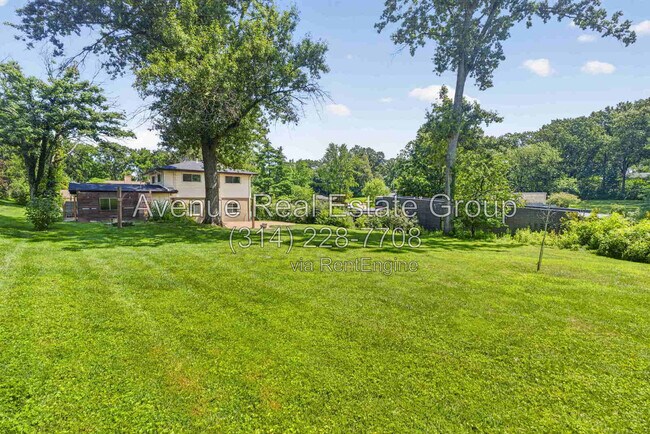 Building Photo - 6 The Knolls Ln
