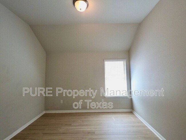 Building Photo - 13208 Mariscan St