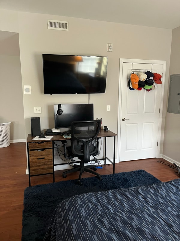 Building Photo - 37 Prospect St