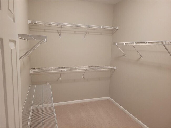 Building Photo - 108 Bradford Dr