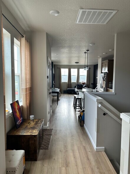 2nd floor common living room - 6992 SE Frasier Ln