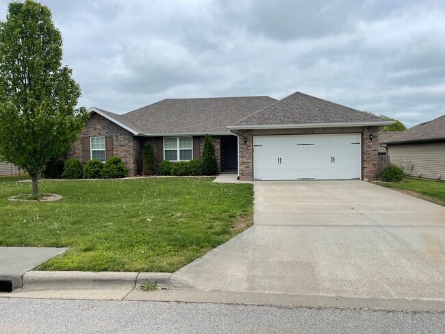 Primary Photo - 3 Bedroom, All Brick home in Republic for ...