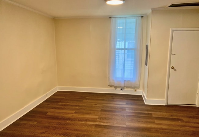 Building Photo - 1709 Cass St