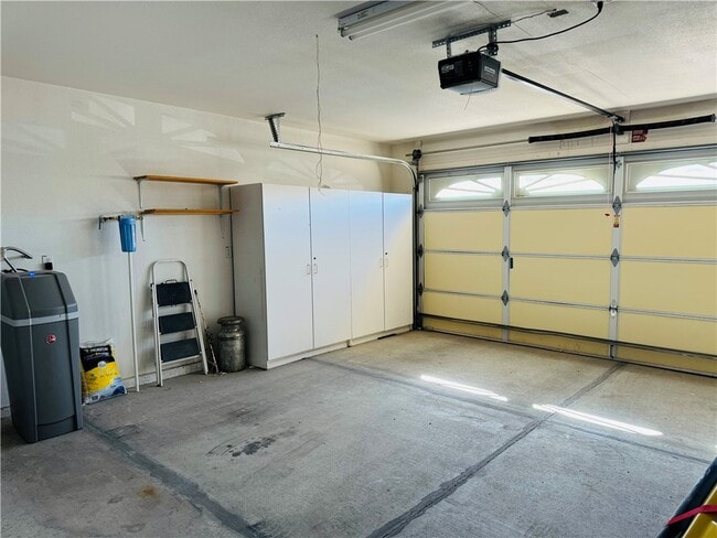 Building Photo - 2057 Sandtrap Ln