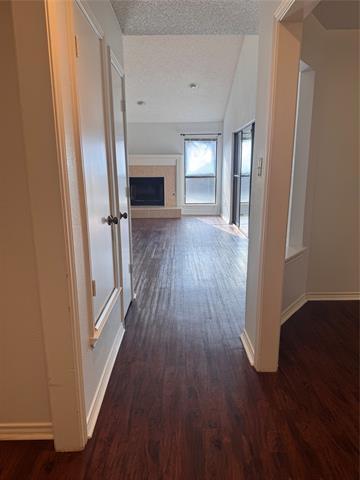 Building Photo - 3304 Scarlet Oak