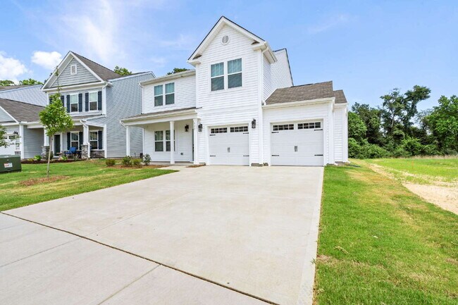 Building Photo - Spacious 4-Bedroom, 3 Full Bath Home in Angier