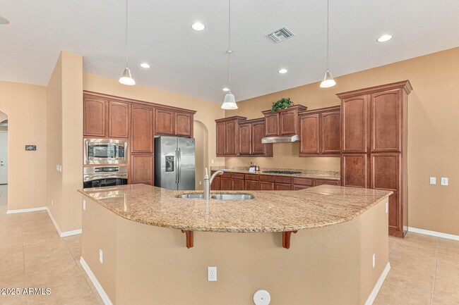 Building Photo - 14806 Luna Cir