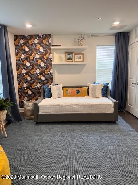 Building Photo - 61 Bataan Ave