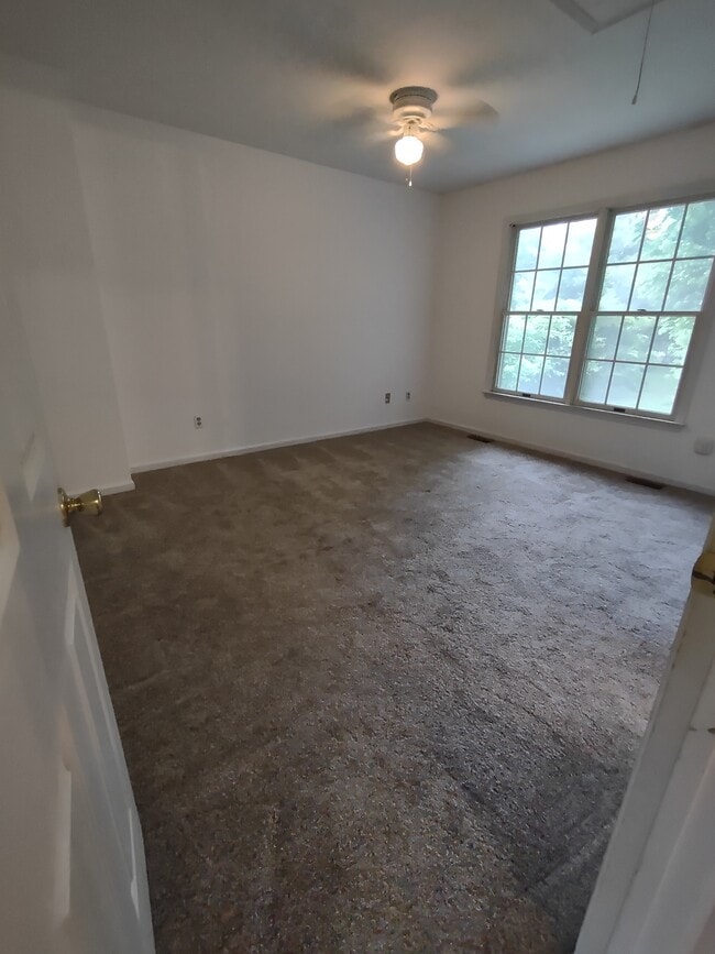 Building Photo - 1 Cypress Dr
