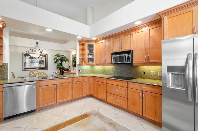 Building Photo - 16939 Isle of Palms Dr