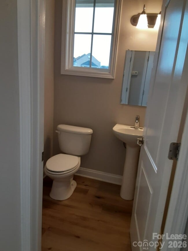 Building Photo - 115 Plantation Ridge Dr