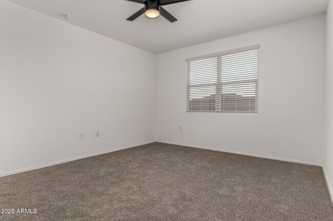 Building Photo - 103 S Collier Ln