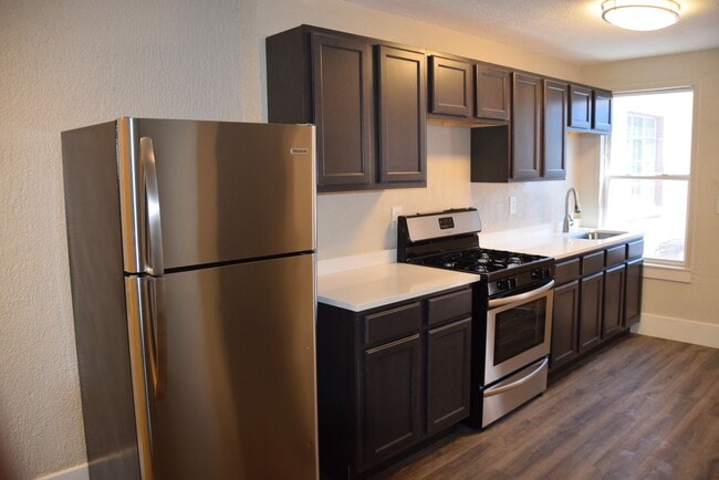 Building Photo - DOWNING3016