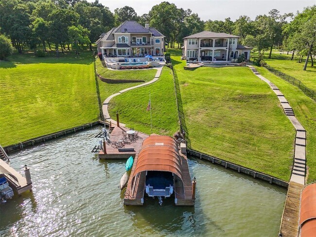Building Photo - 18762 Grand Harbor Point