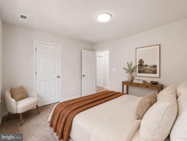 Building Photo - 2848 White Tail Dr