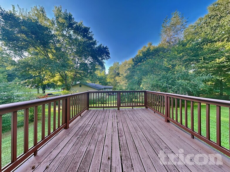 Building Photo - 80 Windsong Ct