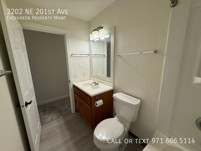 Building Photo - 2202 NE 201st Ave