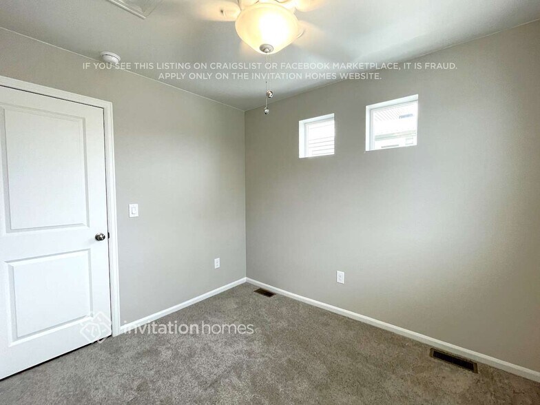Building Photo - 9282 Oro City Loop