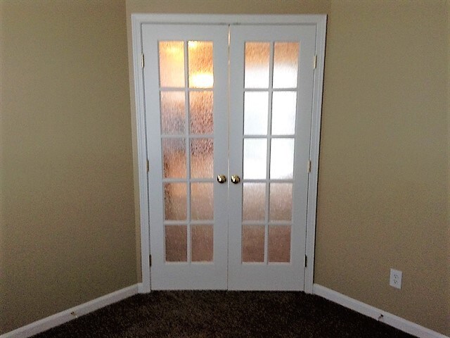 Building Photo - 755 Elm Tree Drive