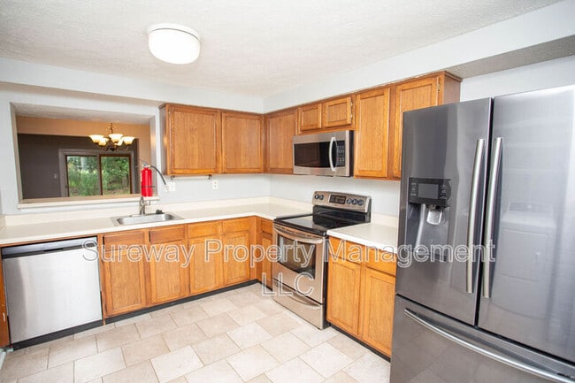 Building Photo - 38 Dorchester Cir